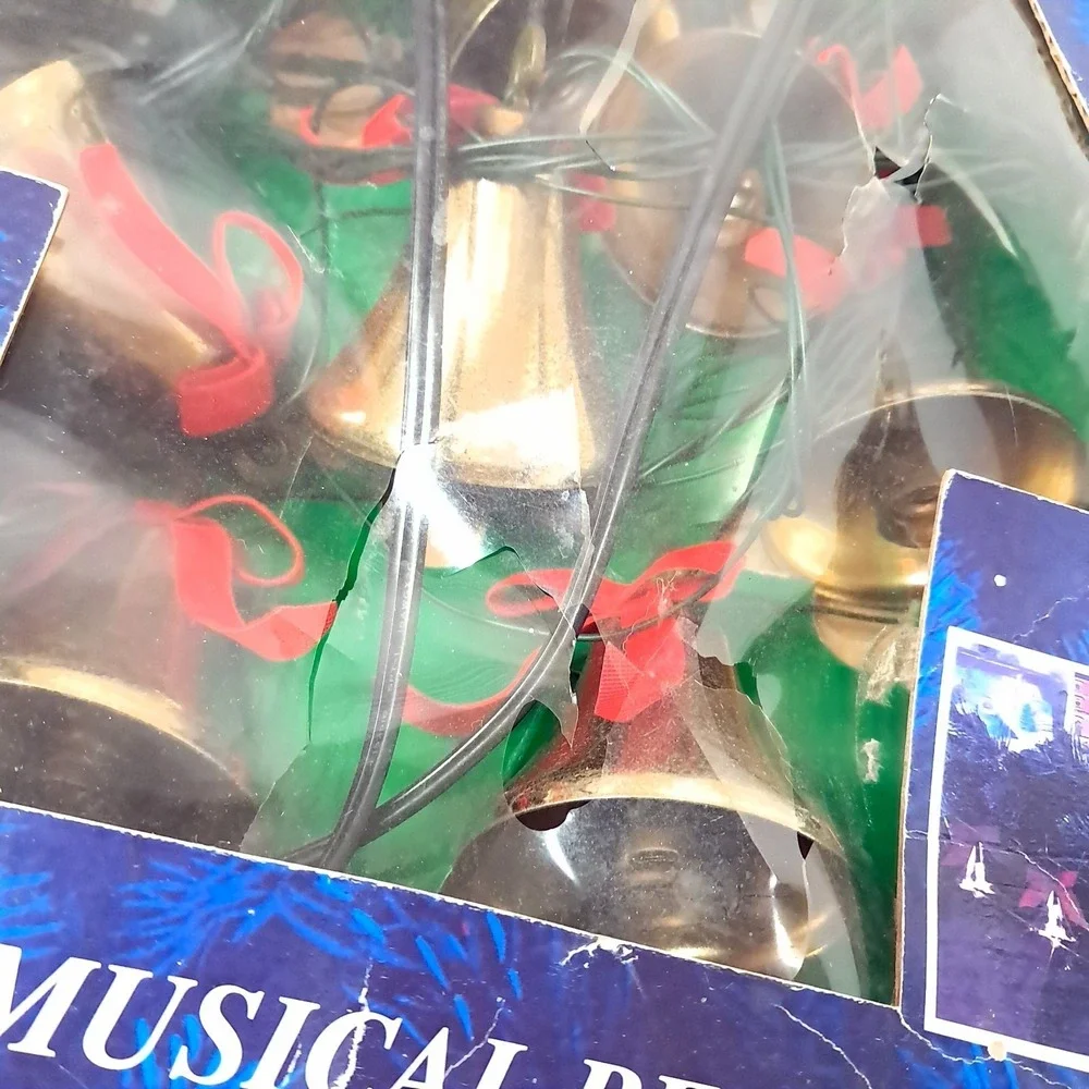 Mr Christmas BELLS OF CHRISTMAS 10 Lighted Musical Brass Bells 21 Carols 1992